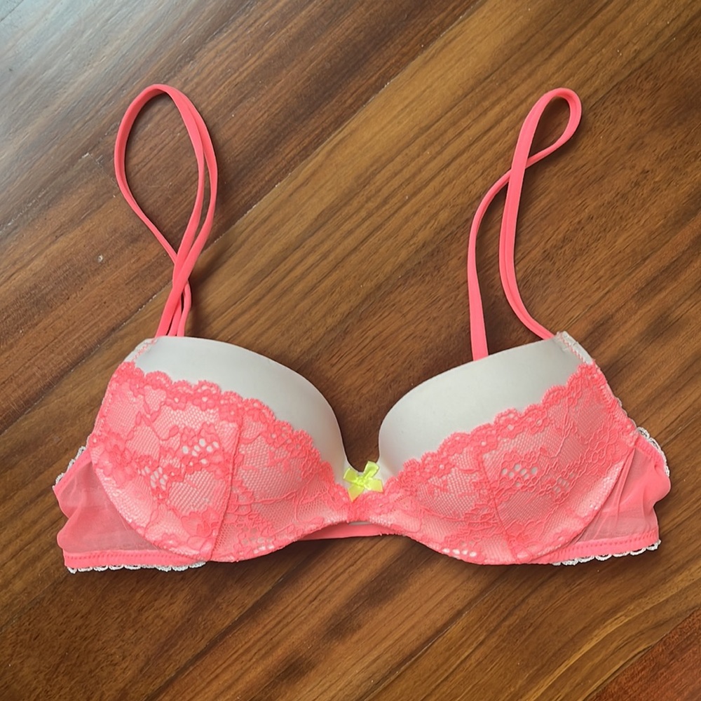 Victoria's secret balconette bra